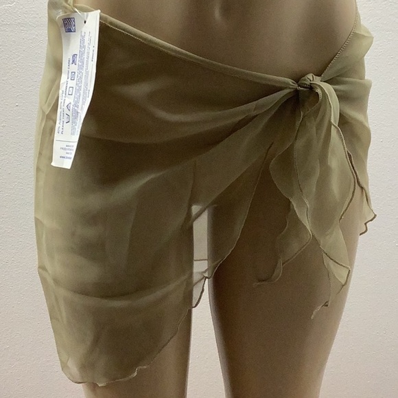 Zuliana lettuce trim tie sarong. 
Best fits size S/M. Made in USA NWT - Picture 1 of 4